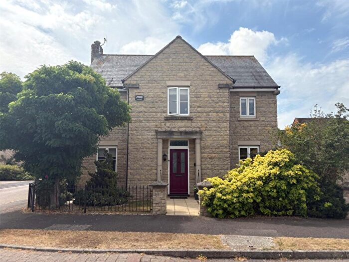 4 Bedroom Detached House For Sale In Wetherby Way, Stratford-upon-Avon, Warwickshire, CV37