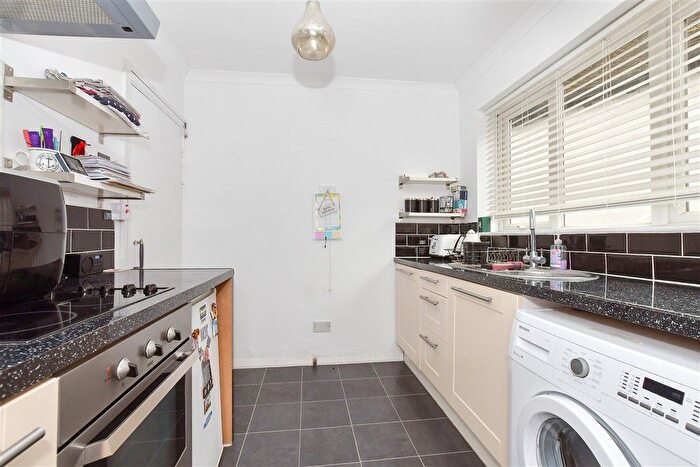2 Bedroom Flat For Sale In Old Crossing Road, Margate, Kent, CT9