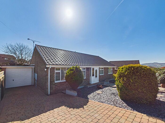 3 Bedroom Detached Bungalow For Sale In Mooredge Drive, Matlock, DE4