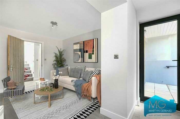 2 Bedroom Apartment To Rent In High Road, London, NW10