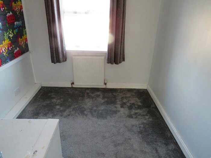 4 Bedroom Terraced House To Rent In Douglas Road, Oldbury, B68