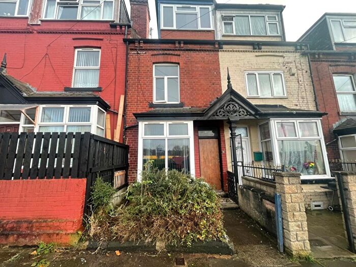4 Bedroom Terraced House To Rent In Elford Place East, Leeds, LS8