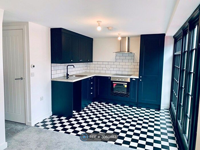 2 Bedroom Flat To Rent In Maidenburgh Street, Colchester, CO1