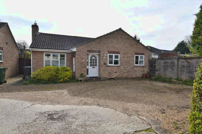 3 Bedroom Bungalow To Rent In High Street, Teversham, Cambridge, CB1