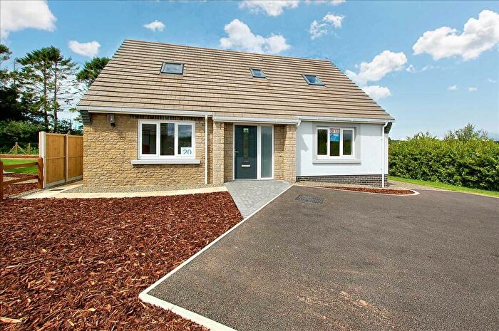 3 Bedroom Bungalow For Sale In Fourth Lane, Off Upper Lamphey Road, SA71