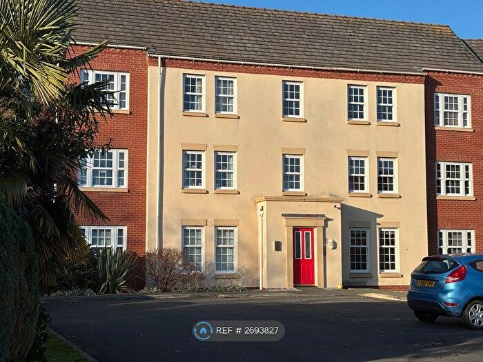 2 Bedroom Flat To Rent In Tyldesley Way, Nantwich, CW5