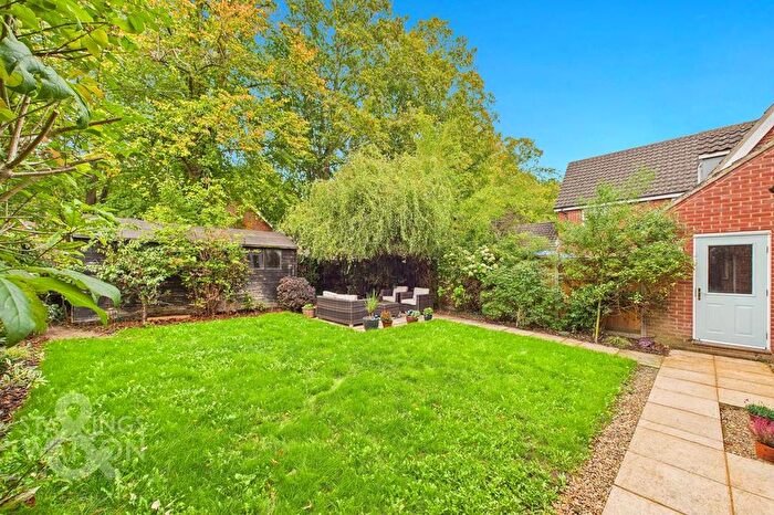 5 Bedroom Detached House For Sale In Nelson Drive, Little Plumstead, Norwich, NR13