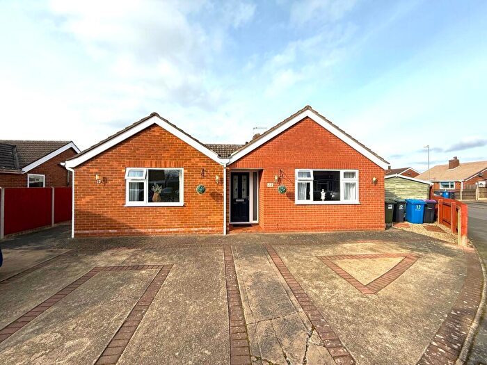 3 Bedroom Detached Bungalow For Sale In St. Lukes Close, Cherry Willingham, Lincoln, LN3