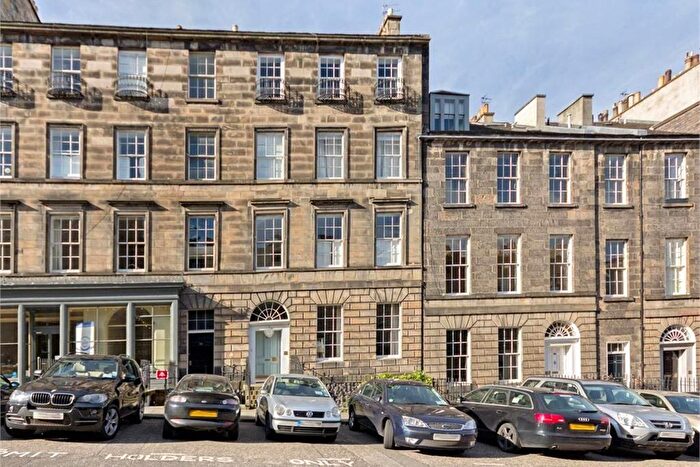 4 Bedroom Apartment To Rent In , Dublin Street, Edinburgh, EH3