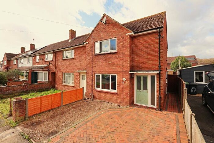 2 Bedroom End Of Terrace House For Sale In Adhurst Road, Havant, PO9