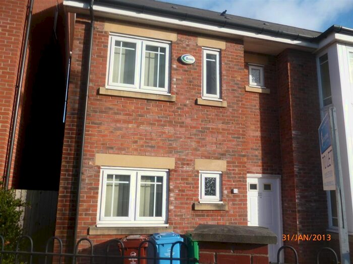 3 Bedroom Property To Rent In Bold Street, Hulme, Manchester, M15