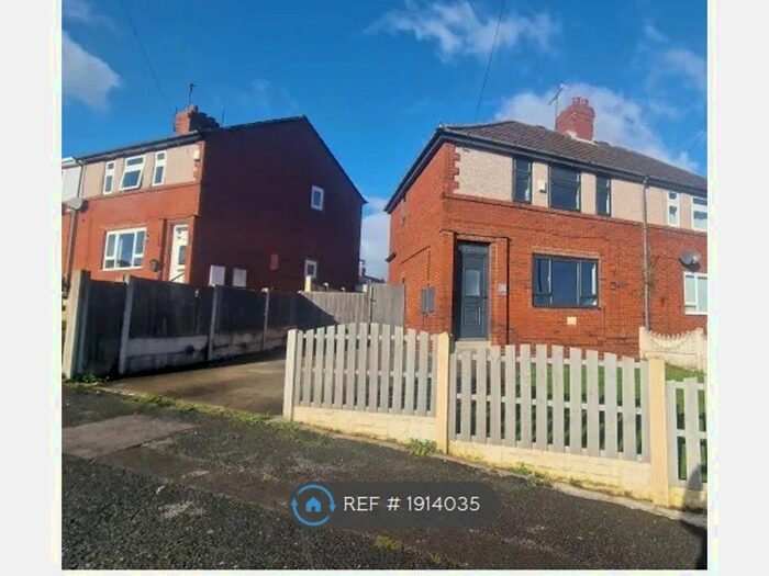 3 Bedroom Semi-Detached House To Rent In Lang Avenue, Barnsley, S71
