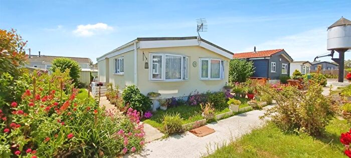 2 Bedroom Bungalow For Sale In Kingsmead Park, Allhallows, Rochester, ME3