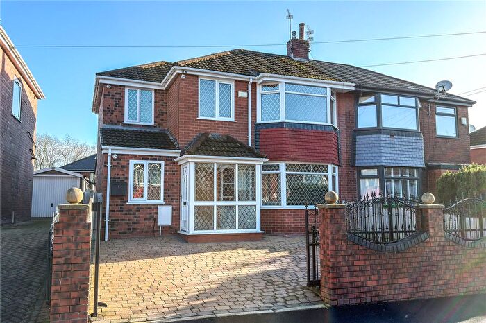 5 Bedroom Semi Detached House For Sale In West Avenue, New Moston, Manchester, Greater Manchester, M40