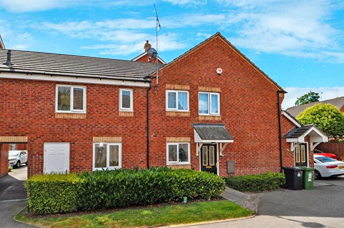 2 Bedroom Maisonette To Rent In Pitchcombe Close, Redditch, Worcestershire, B98