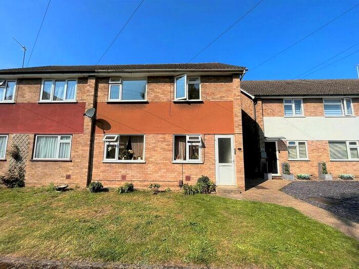 2 Bedroom Maisonette To Rent In Caroline Close, West Drayton, UB7