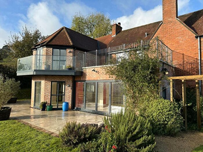 4 Bedroom Country House To Rent In Bratton Seymour, BA9