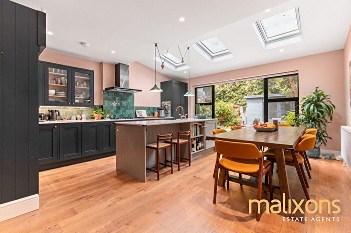 3 Bedroom Semi-Detached House For Sale In Rogers Road, London, SW17