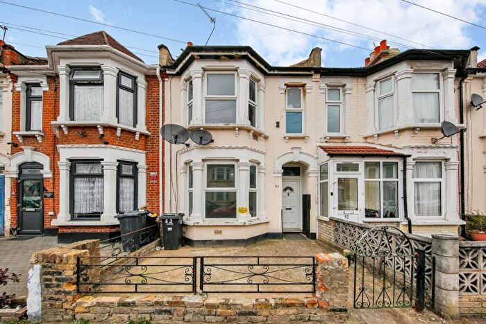 4 Bedroom Terraced House For Sale In Henley Road, Ilford, IG1