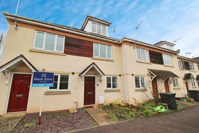 3 Bedroom Terraced House For Sale In Eirene Terrace, Pill, Bristol, BS20