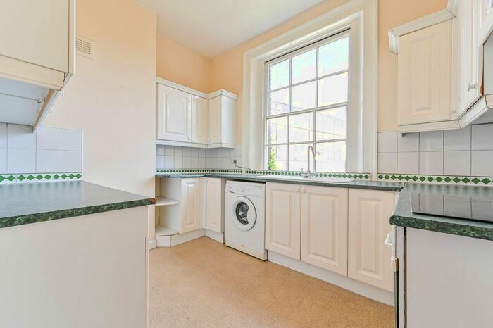 1 Bedroom Flat To Rent In Park Hill, Abbeville Village, London, SW4