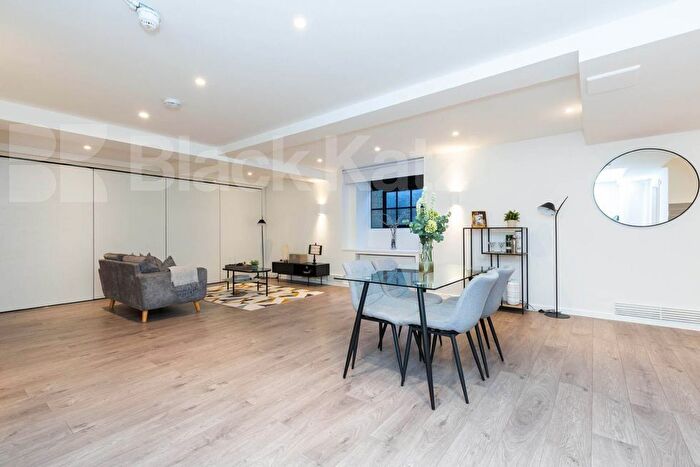 1 Bedroom Flat To Rent In Tyssen Street - Springfield House, Dalston, E8