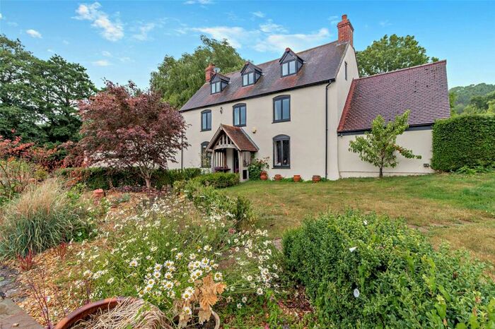 6 Bedroom Equestrian Facility For Sale In Llantilio Crossenny, Abergavenny, Monmouthshire, NP7