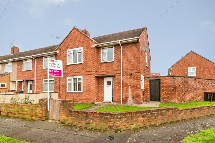 3 Bedroom End Terrace House For Sale In Comrie Road, Hartlepool, TS25