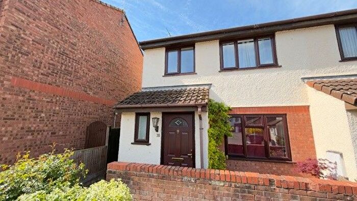 3 Bedroom Property To Rent In Barrington Close, Taunton, TA1