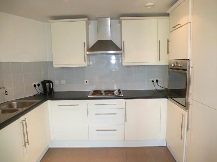 1 Bedroom Flat To Rent In Golate Street, Cardiff, CF10