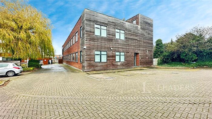 1 Bedroom Flat To Rent In Laporte Way, Luton, Bedfordshire, LU4