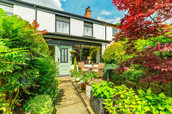 3 Bedroom Terraced House For Sale In Currier Lane, Ashton-under-lyne, OL6
