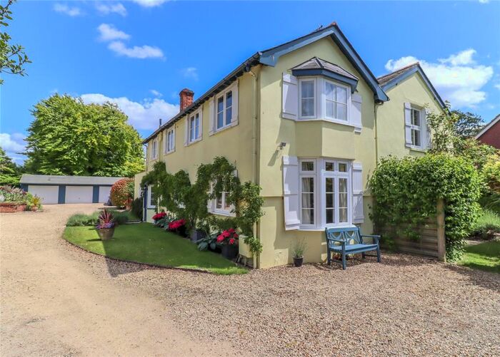 5 Bedroom Detached House For Sale In Weyhill Road, Weyhill, Andover, Hampshire, SP11