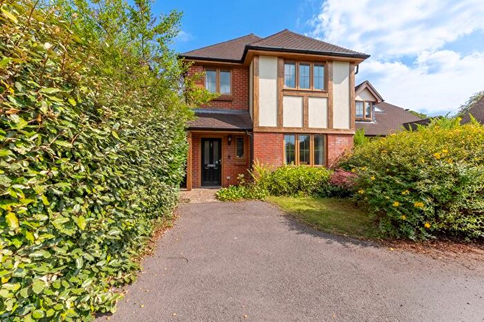 4 Bedroom Detached House For Sale In Court Meadow Close, Rotherfield, TN6