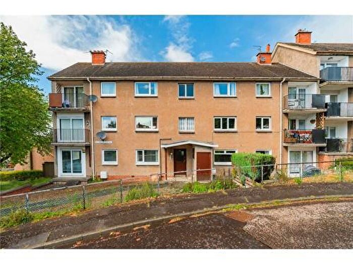 2 Bedroom Flat To Rent In Rannoch Grove, Edinburgh, EH4