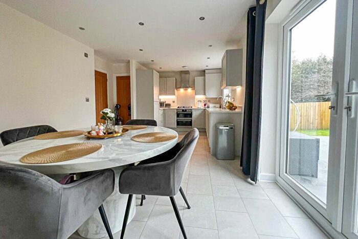 4 Bedroom Detached House For Sale In Maple Grove, Ivybridge, Devon, PL21