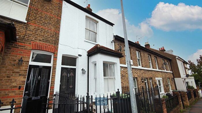 2 Bedroom Terraced House To Rent In Princes Road, Buckhurst Hill, IG9