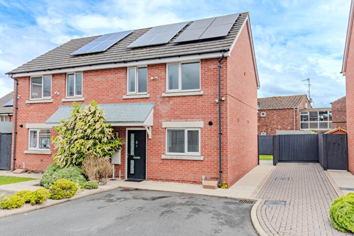 2 Bedroom Semi-Detached House For Sale In Queensmead Court, Leicester, LE3