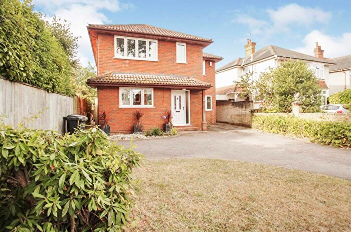 4 Bedroom Property To Rent In Talbot Road, Bournemouth, BH9