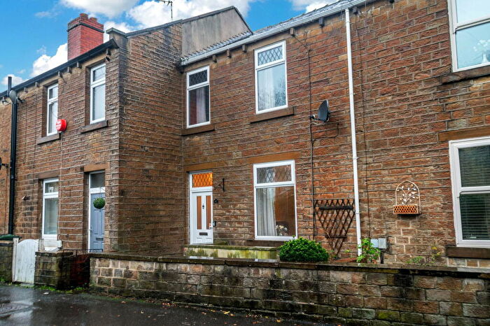 3 Bedroom Terraced House For Sale In Lascelles Hall Road, Huddersfield, HD5