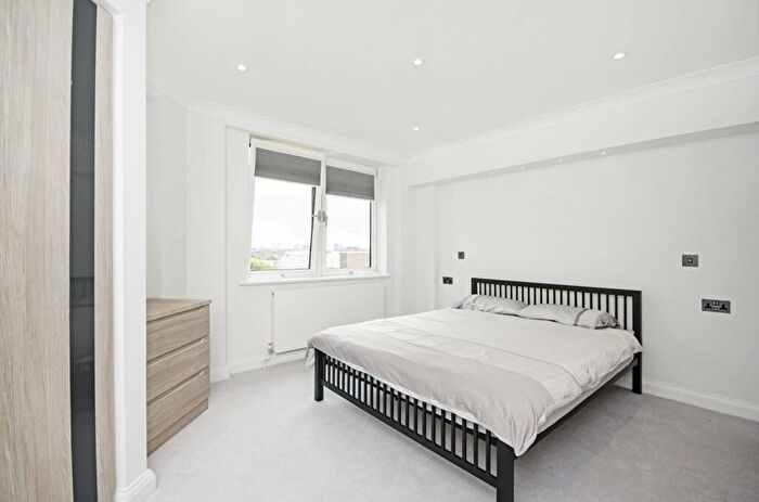 2 Bedroom Flat To Rent In St John's Wood Road, St John's Wood, London, NW8