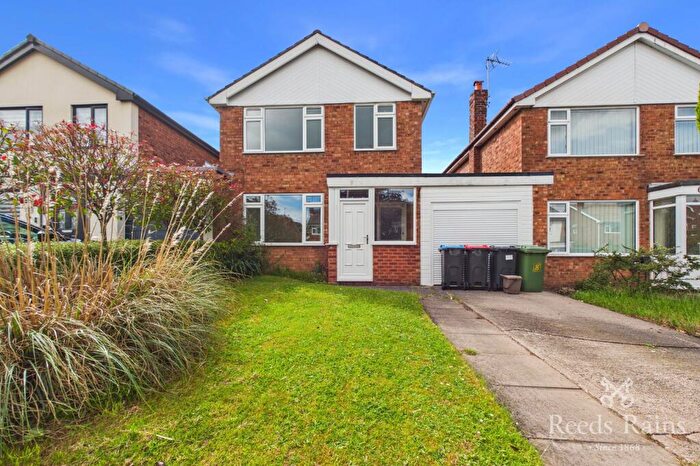 3 Bedroom Detached House To Rent In Sandown Crescent, Cuddington, Northwich, Cheshire, CW8