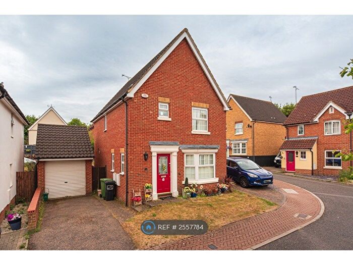 3 Bedroom Detached House To Rent In Czarina Rise, Laindon, Basildon, SS15
