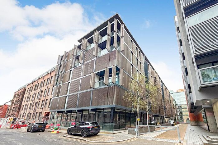 2 Bedroom Flat For Sale In Apartment Burton Place, Ellesmere Street, Castlefield, Manchester, M15