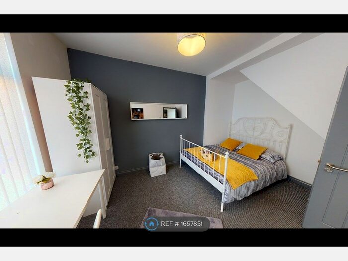 4 Bedroom Terraced House To Rent In Blandford Road, Salford, M6