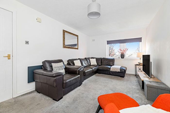 2 Bedroom Flat For Sale In / Slateford Road, Slateford, Edinburgh, EH14