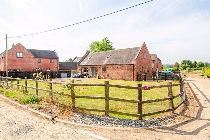 4 Bedroom Barn Conversion For Sale In The Drift House, Edial Farm Mews, Burntwood/Lichfield, WS7
