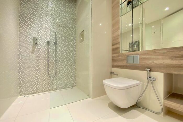 2 Bedroom Flat To Rent In Water Lane, London, EC3R