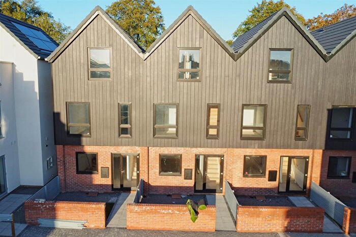 4 Bedroom Terraced House For Sale In St Nicholas Road, Beverley, HU17