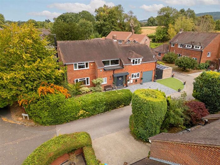 4 Bedroom House For Sale In Bridleway, Weston Turville, HP22